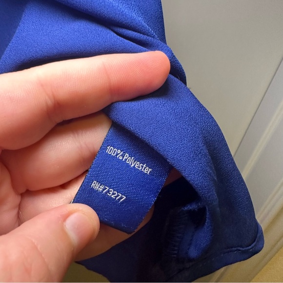 NWT Apt. 9 Blue V Neck Sleeveless Blouse size S - Picture 7 of 8